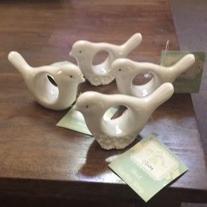 Set of 4 bird napkin rings, NWT